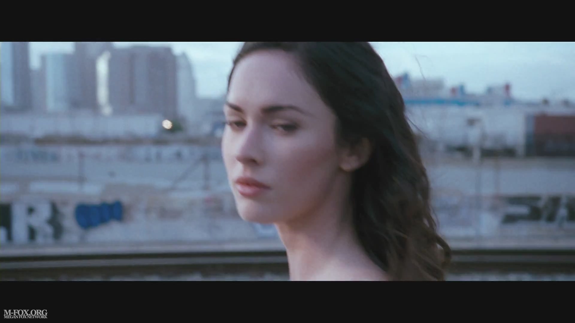 PPtrailerHD0514.jpg