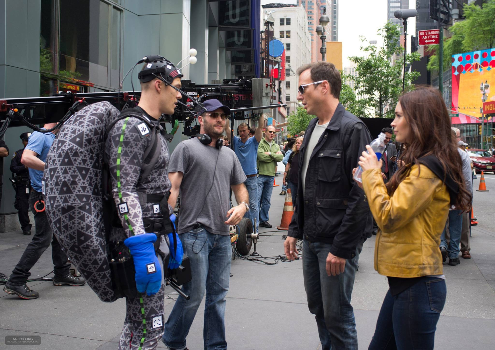 Teenage_Mutant_Ninja_Turtles_BTS001.jpg Teenage_Mutant_Ninja_Turtles_BTS001.jpg