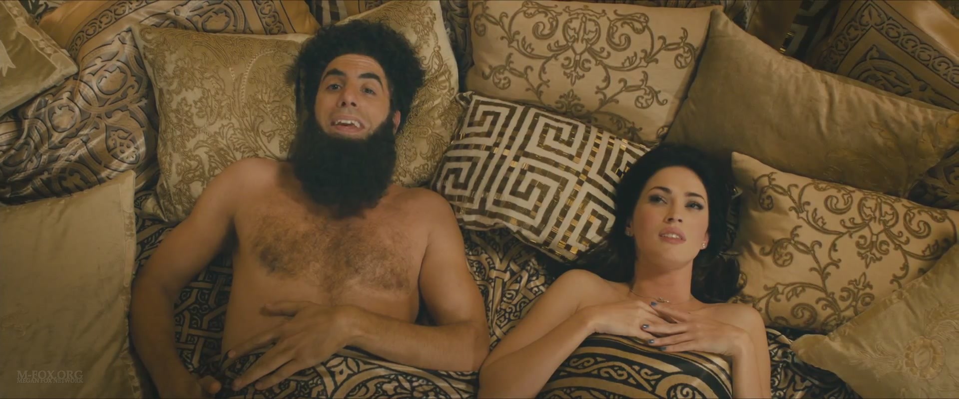 TheDictator0024.jpg TheDictator0024.jpg