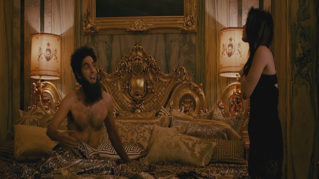 thedictator0100.jpg