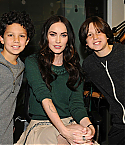 Filename=SiriusXMRadio030512059.jpg
Filesize=1046KiB
Dimensions=2835x1890
Date added=Mar 06, 2012 SiriusXMRadio030512059.jpg
