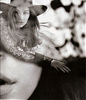 Filename=voguespain1011006.jpg
Filesize=365KiB
Dimensions=972x1397
Date added=Sep 24, 2011 voguespain1011006.jpg