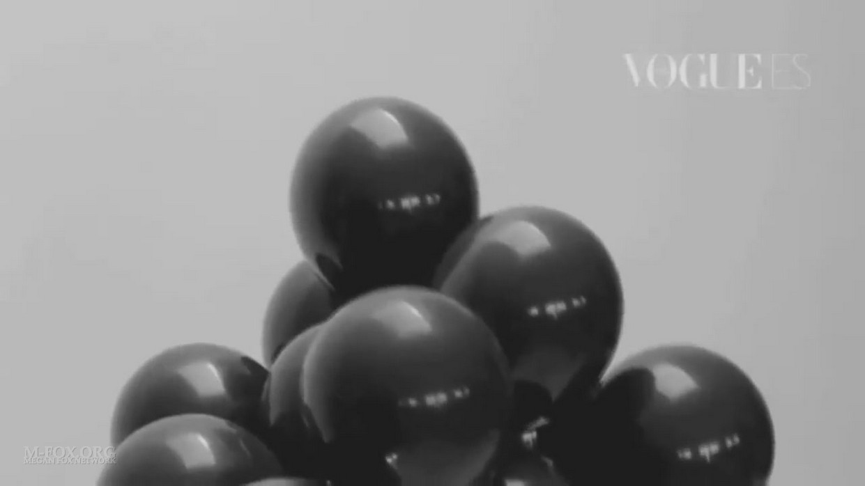 vougees0057.jpg vougees0057.jpg