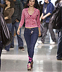 Filename=hr_Jennifers_Body_16.jpg
Filesize=394KiB
Dimensions=855x1280
Date added=Aug 26, 2009 hr_Jennifers_Body_16.jpg